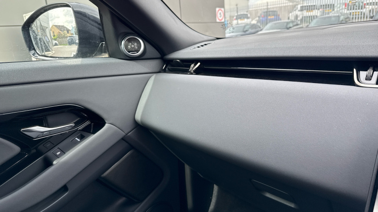 Land Rover Range Rover Evoque 2.0 D200 Dynamic SE 5dr Auto Diesel Hatchback